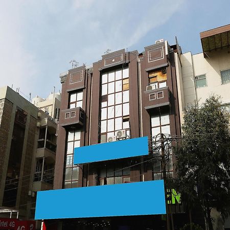 Oyo Flagship Hotel F Five Ню Делхи Екстериор снимка